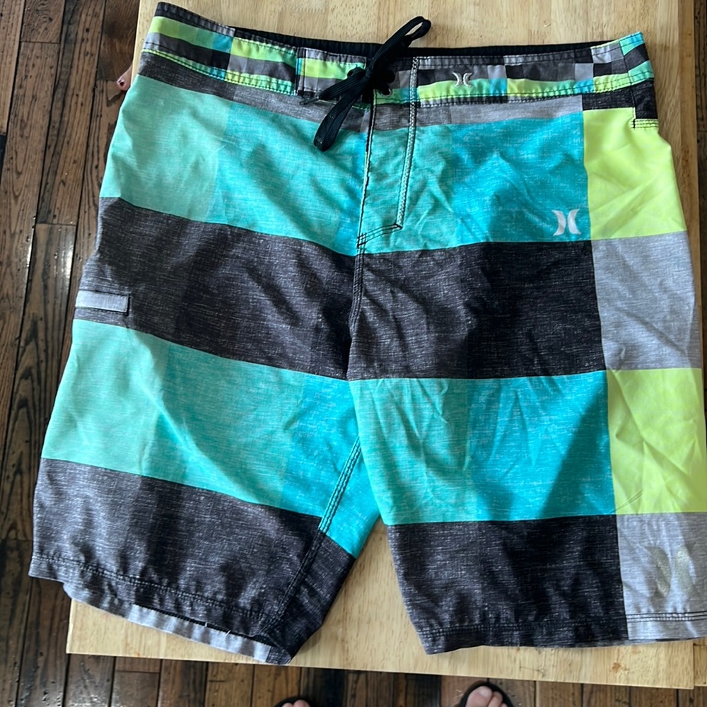 Hurley board shorts